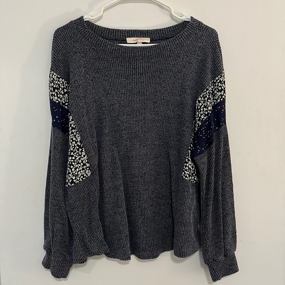 Navy Blue Sweater • MEDIUM